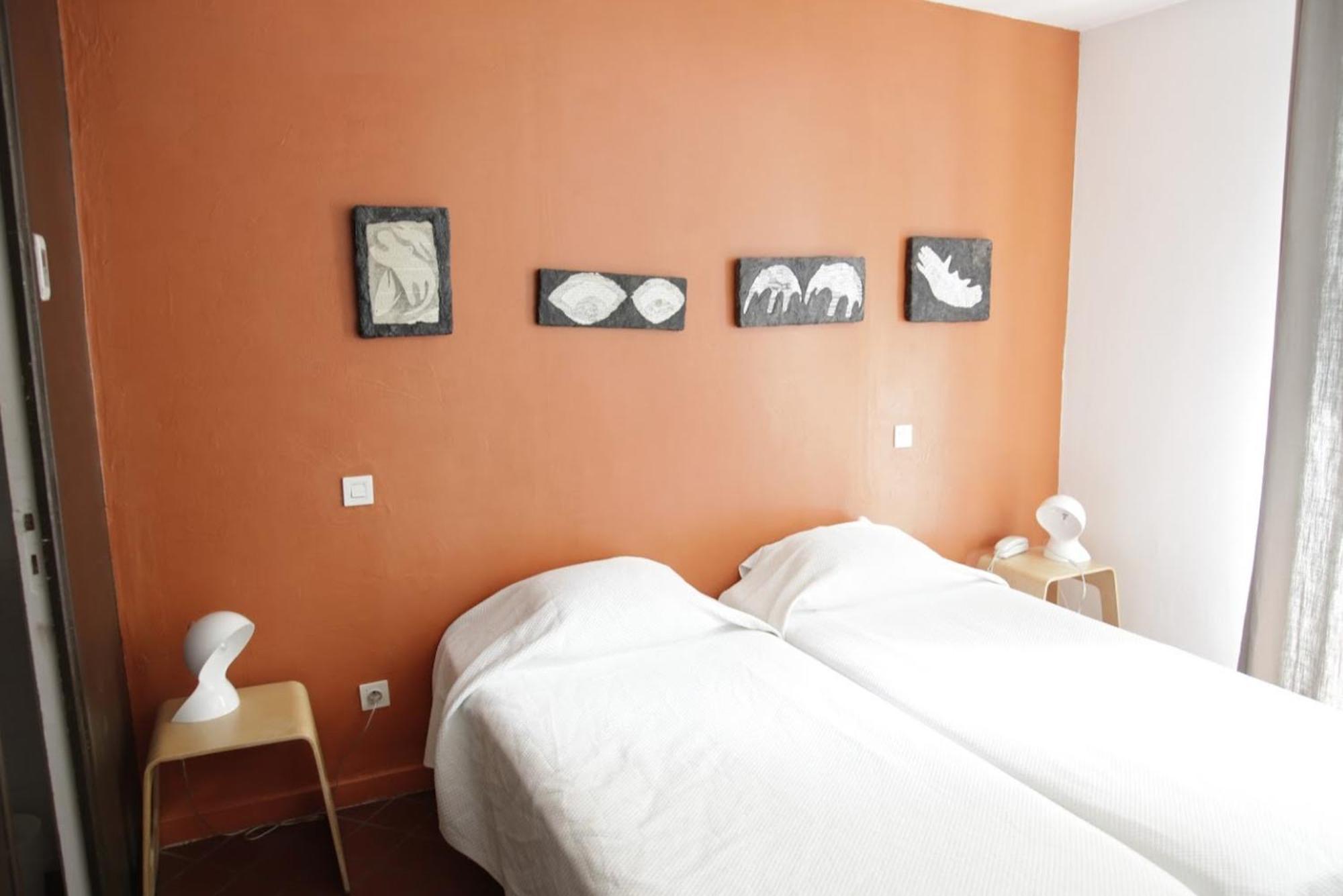 Hotel Burrhus Vaison-la-Romaine Buitenkant foto