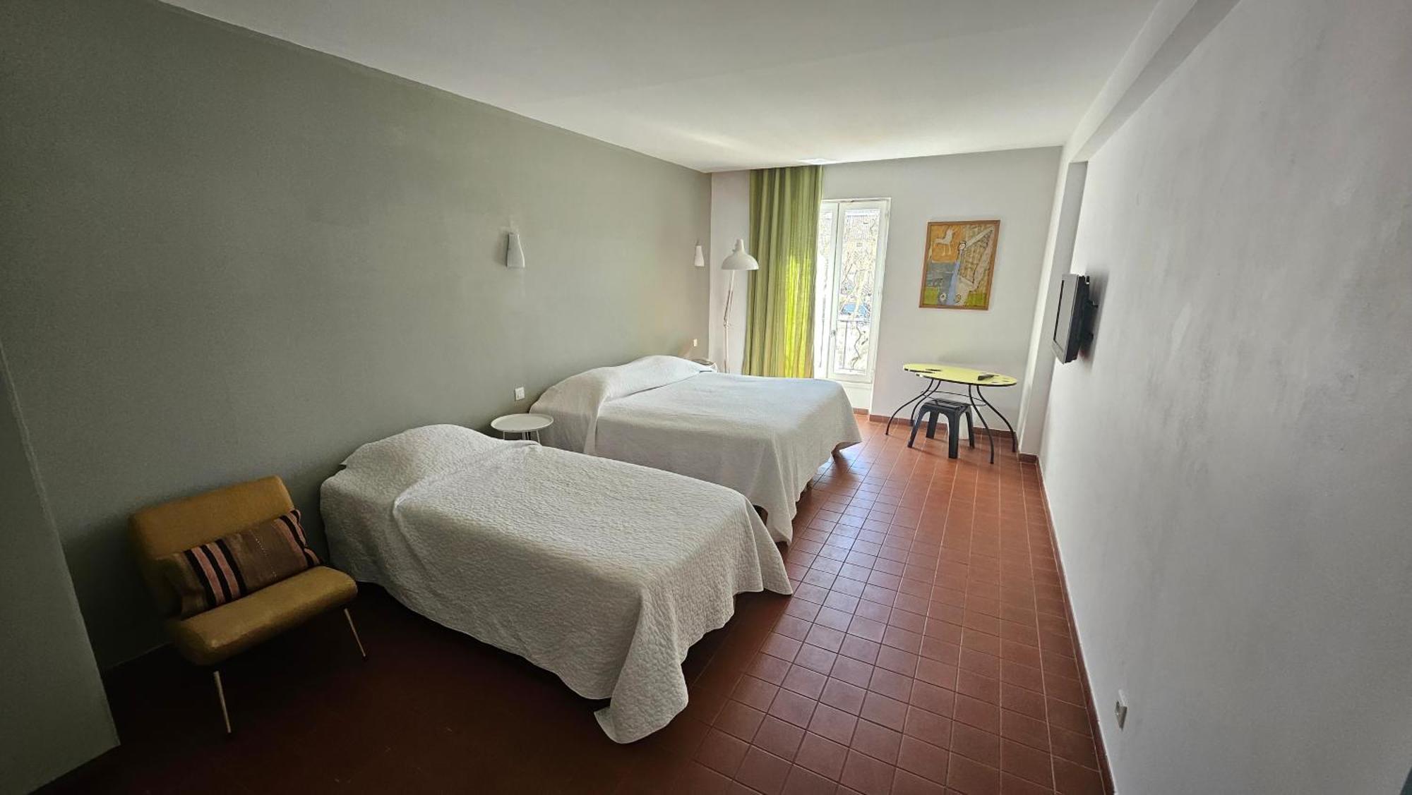 Hotel Burrhus Vaison-la-Romaine Buitenkant foto