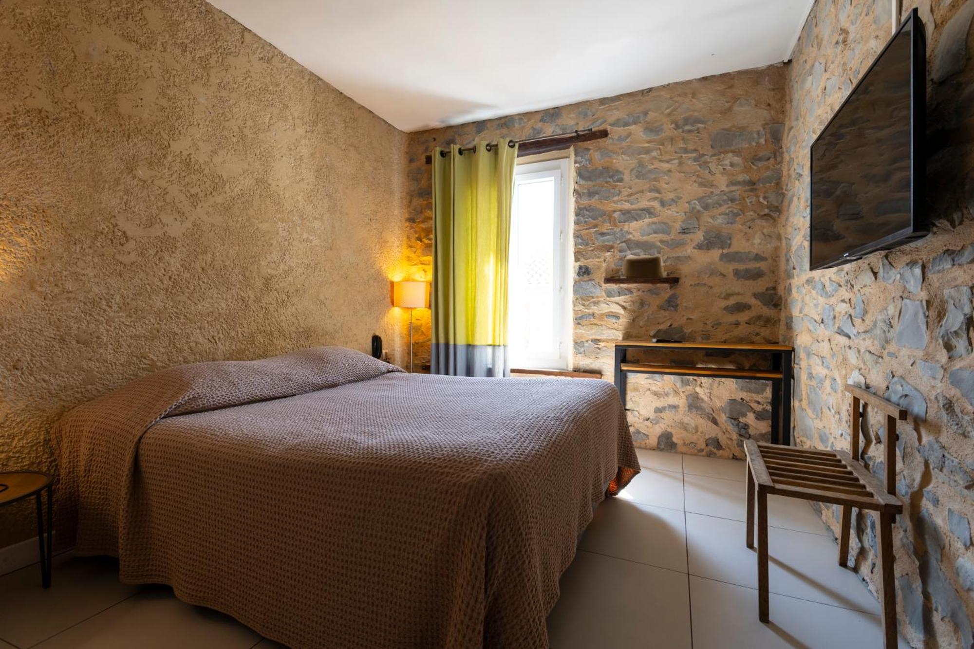 Hotel Burrhus Vaison-la-Romaine Buitenkant foto