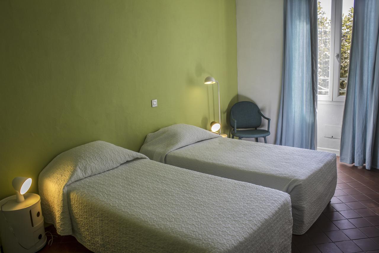 Hotel Burrhus Vaison-la-Romaine Buitenkant foto